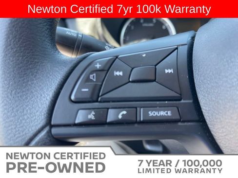 Used 2025 Nissan Versa S w/ Trunk Package FWD image 17