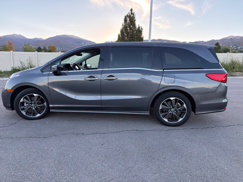 Used 2024 Honda Odyssey Elite image 9