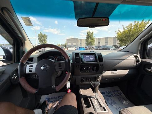 Used 2008 Nissan Xterra SE w/ Supplemental Air Bag Pkg AWD/4WD image 13