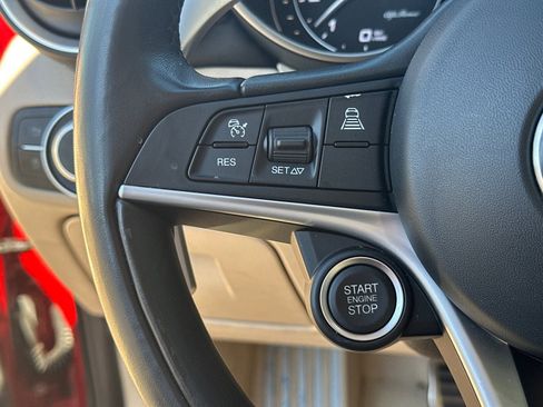 Used 2018 Alfa Romeo Giulia Ti w/ Quick Order Package 22X Lusso image 24