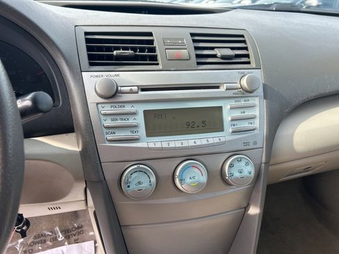 Used 2009 Toyota Camry image 11