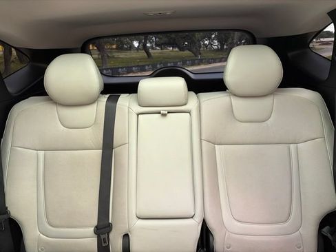 Used 2024 Hyundai Tucson Limited FWD image 17