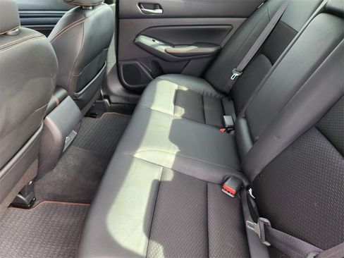 Used 2021 Nissan Altima 2.5 SR image 32