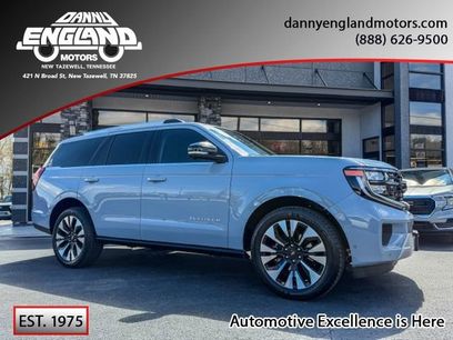 Used 2025 Ford Expedition Platinum w/ Driver's Package