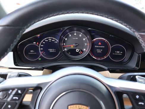 Used 2019 Porsche Cayenne SUV AWD image 28