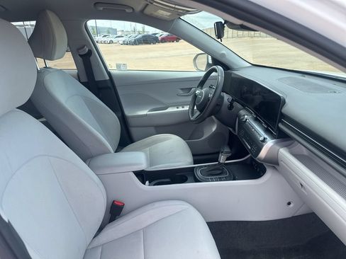 Used 2025 Hyundai Kona SEL FWD image 27