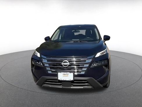 Used 2025 Nissan Rogue SV FWD image 4