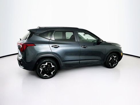 Used 2025 Kia Seltos S image 10