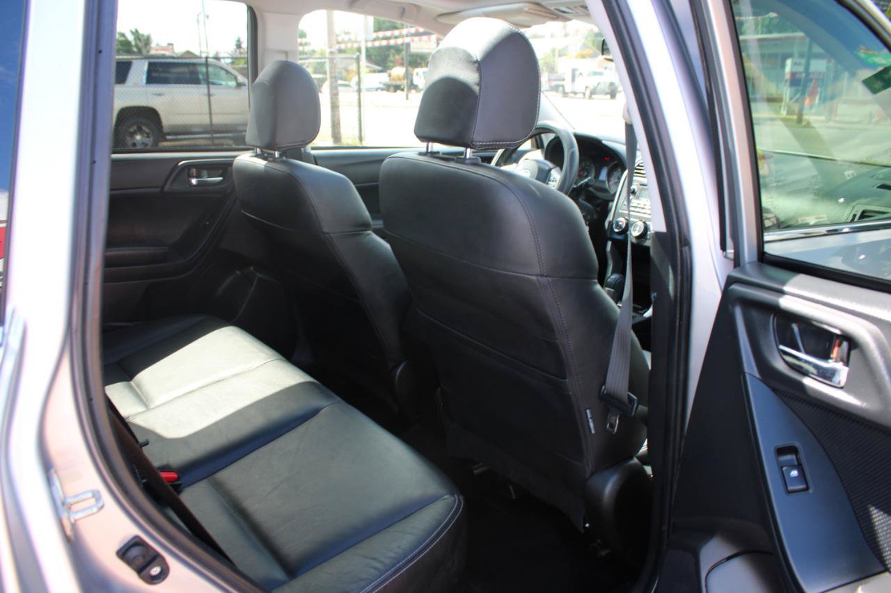 Used 2014 Subaru Forester 2.5i Limited AWD/4WD image 15