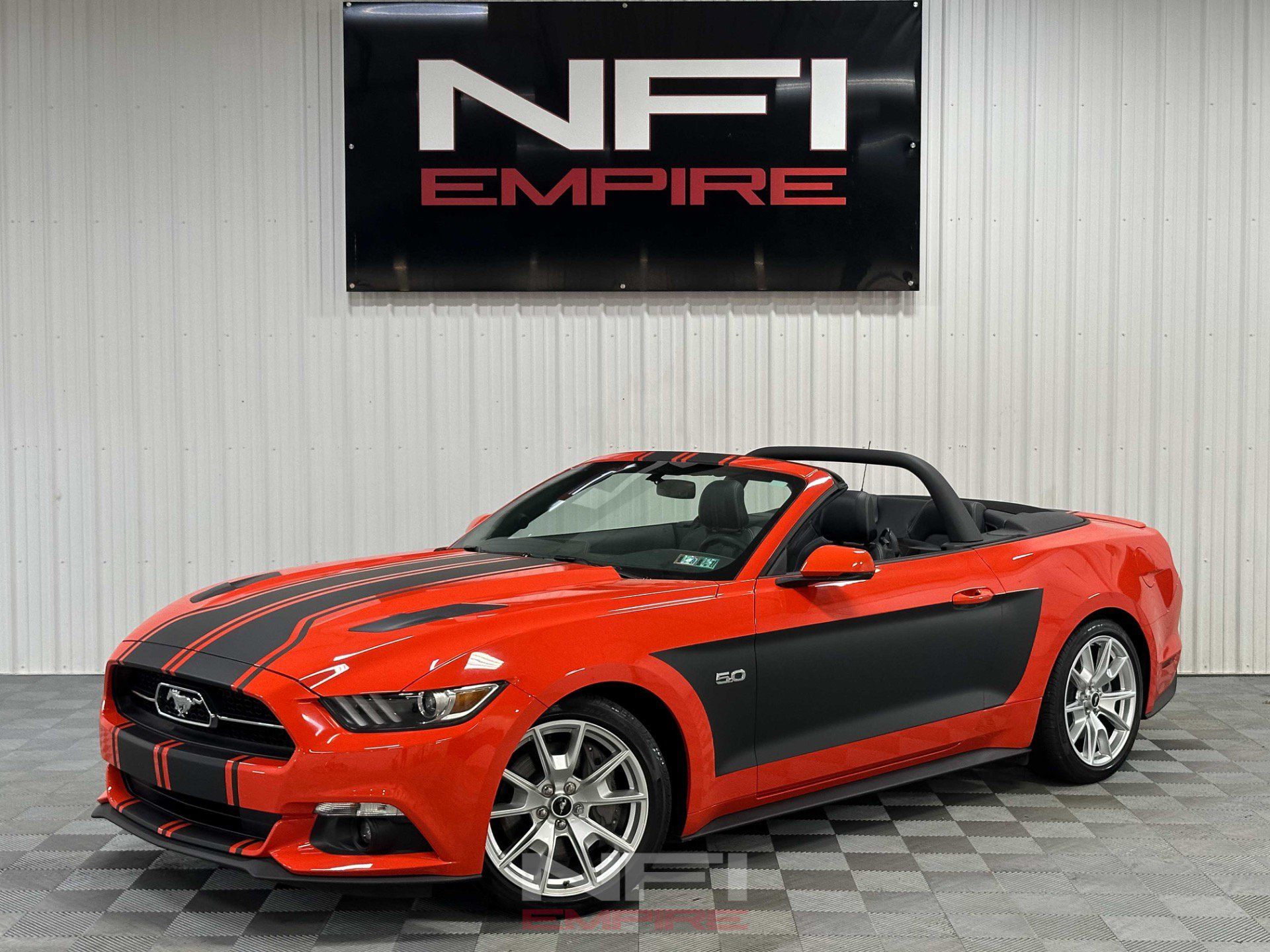Used 2015 Ford Mustang GT Premium w/ Equipment Group 401A RWD image 1