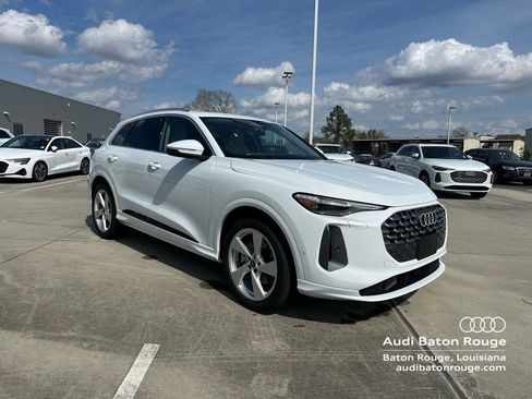 New 2025 Audi Q5 Prestige image 3