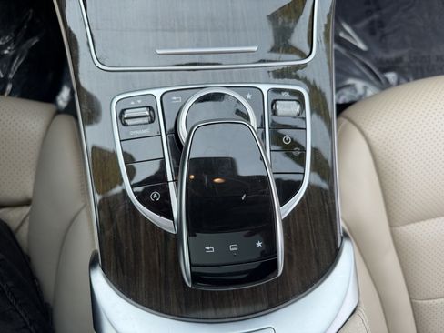 Used 2016 Mercedes-Benz C 300 4MATIC Sedan image 19