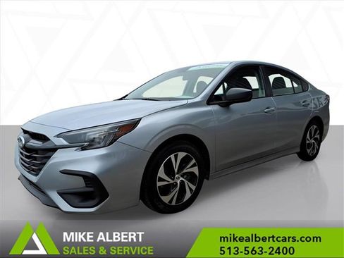 Used 2024 Subaru Legacy image 3