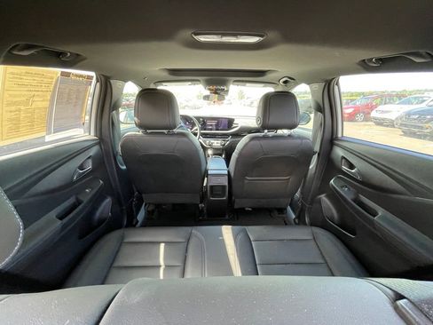 Used 2024 Buick Envista Sport Touring w/ Convenience I Package FWD image 22
