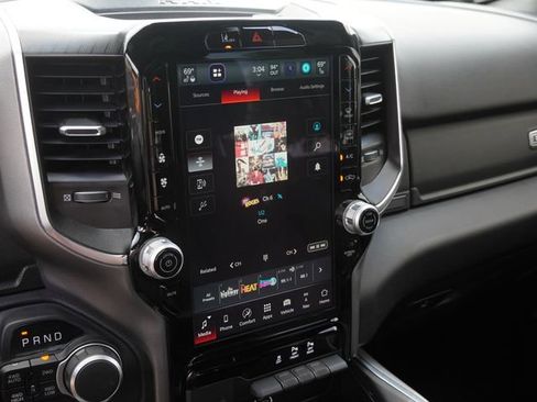 Used 2025 RAM 1500 Big Horn AWD/4WD image 23