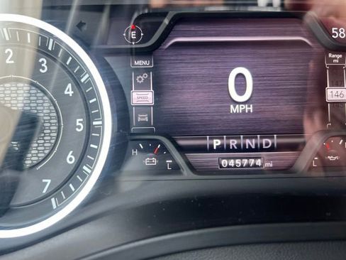 Used 2024 RAM 1500 Laramie image 23