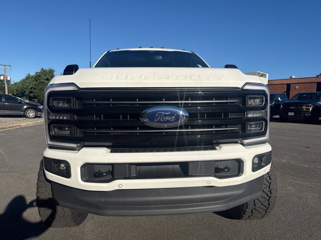 Used 2026 Ford F350 Platinum w/ FX4 Off-Road Package AWD/4WD image 8