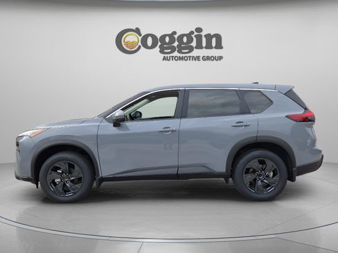 New 2026 Nissan Rogue SV w/ Cold Weather Package image 3