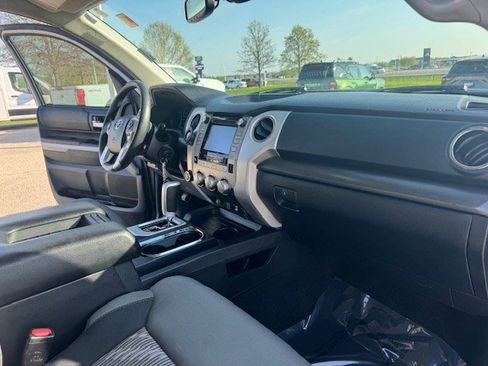 Used 2018 Toyota Tundra SR5 w/ SR5 Upgrade Package image 36