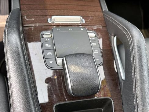 Used 2022 Mercedes-Benz GLE 350 4MATIC image 32
