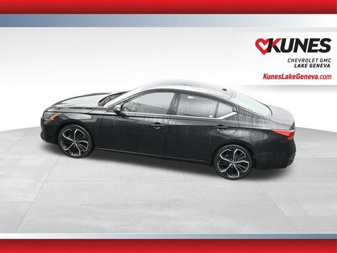 Used 2024 Nissan Altima 2.5 SR image 35