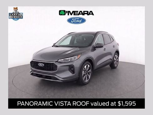 Used 2025 Ford Escape Platinum AWD/4WD image 1