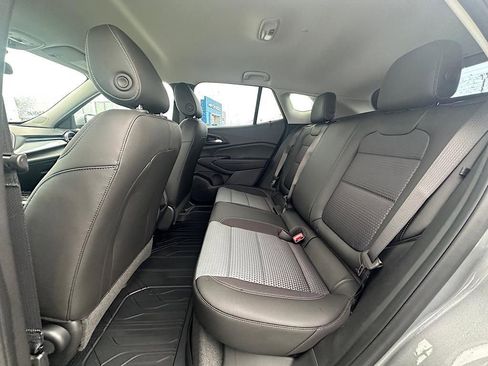 New 2025 Chevrolet Trax LT w/ Driver Confidence Package image 13
