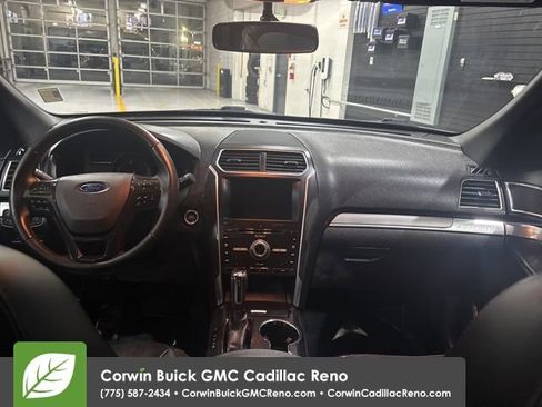 Used 2017 Ford Explorer Sport image 27