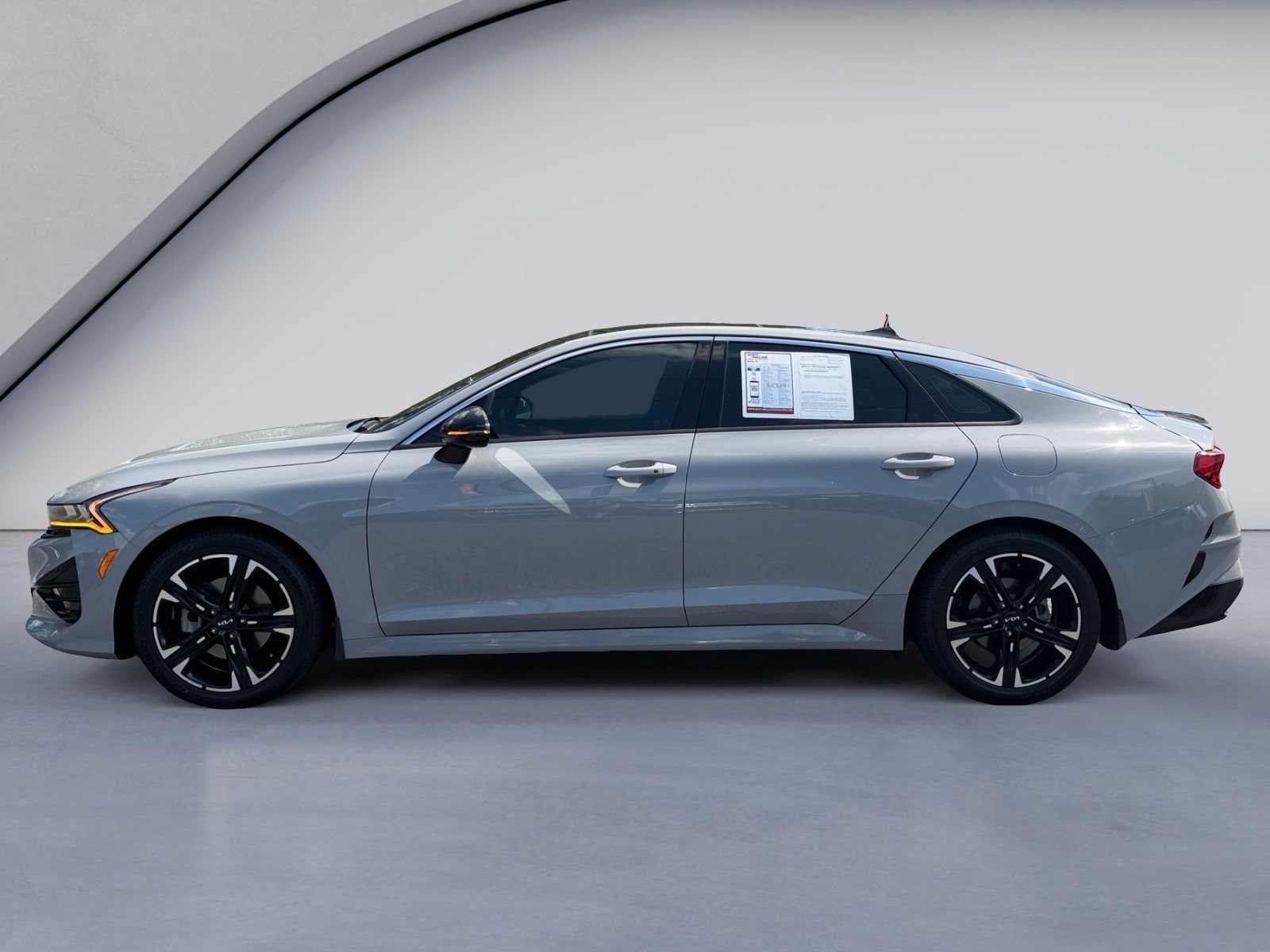 Used 2023 Kia K5 GT-Line AWD/4WD image 2