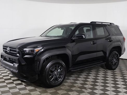Used 2025 Toyota 4Runner SR5 image 7