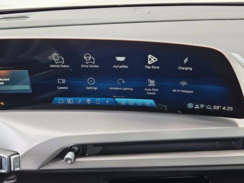 Certified 2026 Cadillac Vistiq Luxury image 21