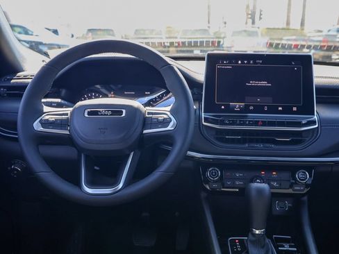 New 2026 Jeep Compass Latitude AWD/4WD image 22