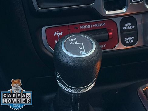 Used 2025 Jeep Gladiator Rubicon w/ Convenience Group image 18