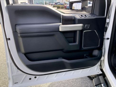 Used 2020 Ford F350 Lariat w/ Lariat Ultimate Package image 20