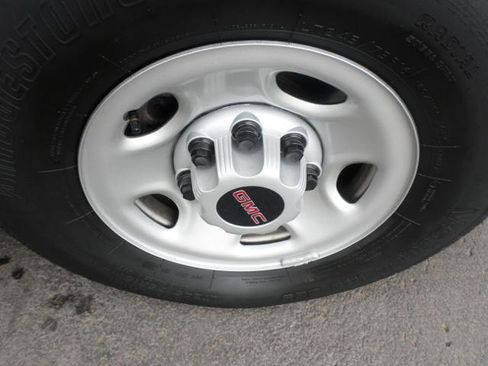 Used 2024 GMC Savana 2500 w/ Driver Convenience Package image 36