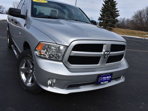 Used 2017 RAM 1500 Express image 2