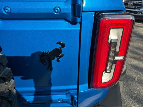 Used 2023 Ford Bronco Wildtrak image 10