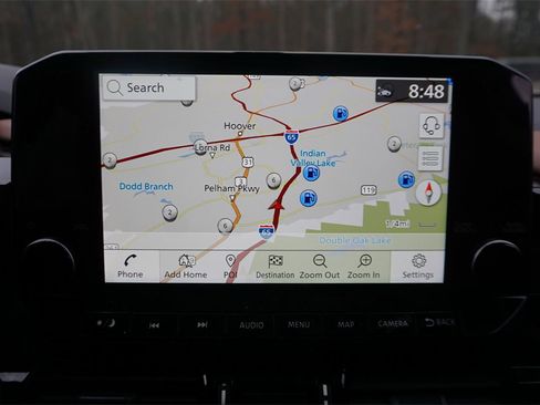 Used 2023 Nissan Pathfinder Platinum image 10