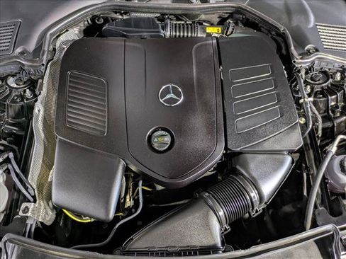 Used 2025 Mercedes-Benz C 300 Sedan image 26