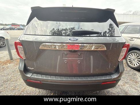Used 2024 Ford Explorer XLT image 5