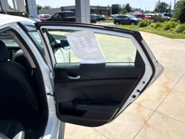 Used 2022 Honda Insight Touring image 29