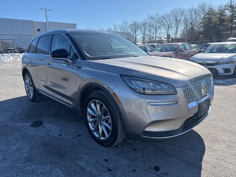 Used 2021 Lincoln Corsair FWD w/ Premium Package image 3