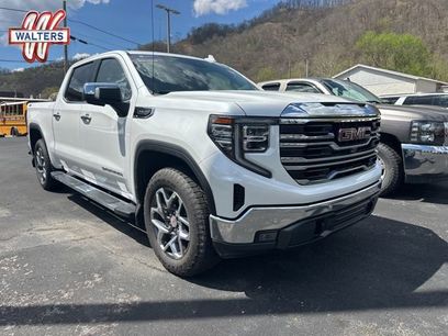 Used 2023 GMC Sierra 1500 SLT w/ SLT Premium Plus Package