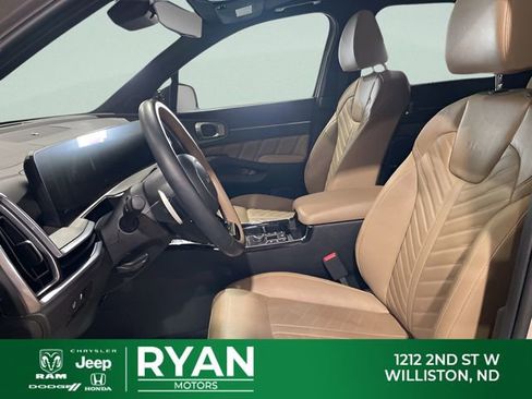 Used 2024 Kia Sorento SX Prestige w/ Olive Brown Leather Package image 30