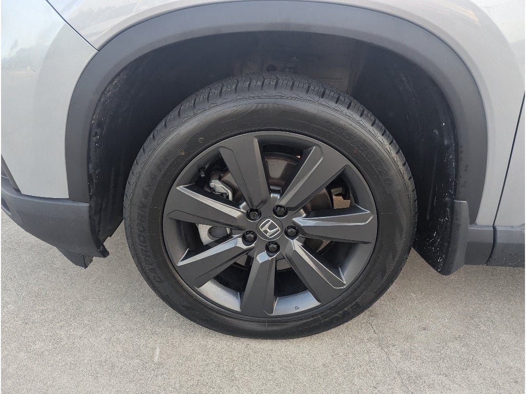 Used 2025 Honda Pilot Sport image 8