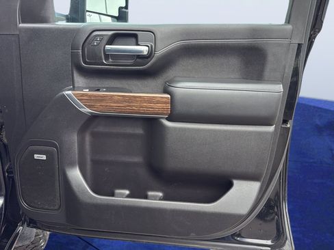 Used 2020 Chevrolet Silverado 2500 High Country AWD/4WD image 17