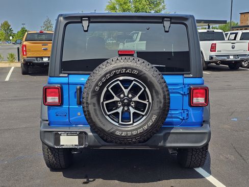 Used 2024 Jeep Wrangler Sport AWD/4WD image 12