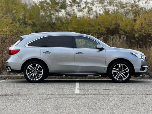 Used 2017 Acura MDX SH-AWD w/ Advance Package image 9