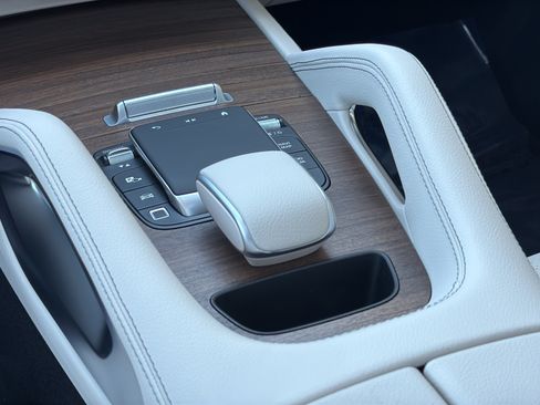 Certified 2026 Mercedes-Benz GLE 350 4MATIC image 38