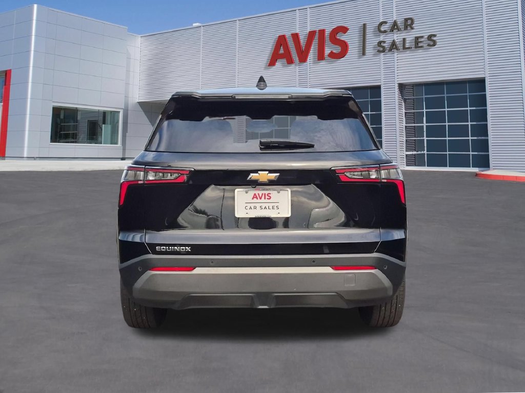 Used 2025 Chevrolet Equinox LT FWD image 7